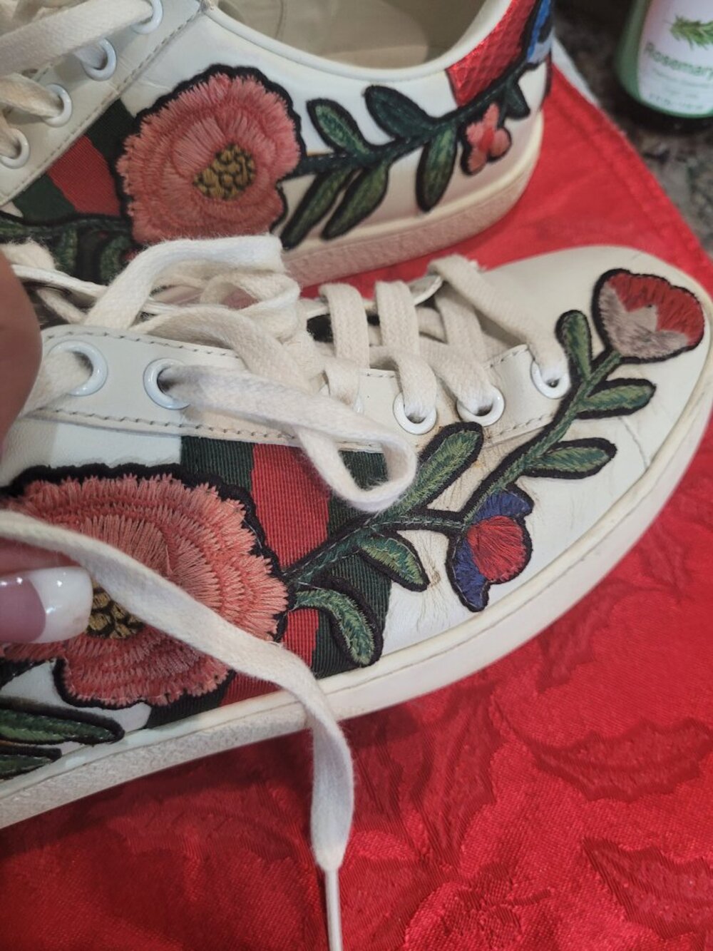 Gucci Floral Sneakers with Authentication Certificate 35.5/36